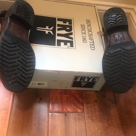 Frye Veronica boot dark brown size 9 classic - Picture 5 of 7